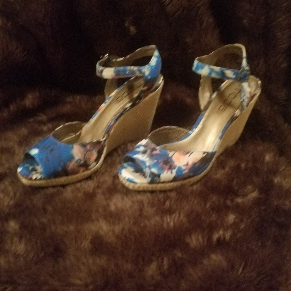 Moda Spana Floral Print Wedges